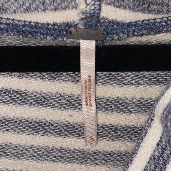 Free People Sweater 🌅 - Picture 3 of 3